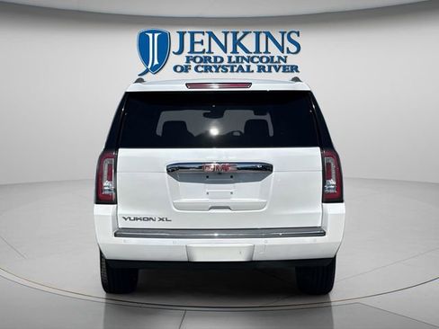 Used 2018 GMC Yukon XL Denali image 10