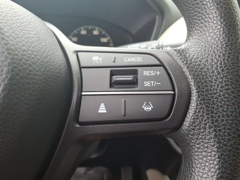 Used 2024 Honda HR-V LX image 29