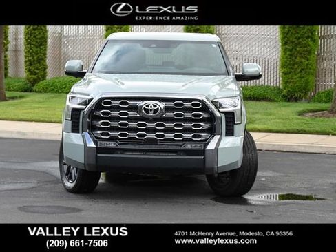 Used 2025 Toyota Tundra Platinum AWD/4WD image 2