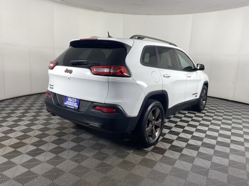 Used 2017 Jeep Cherokee 75th Anniversary AWD/4WD image 8