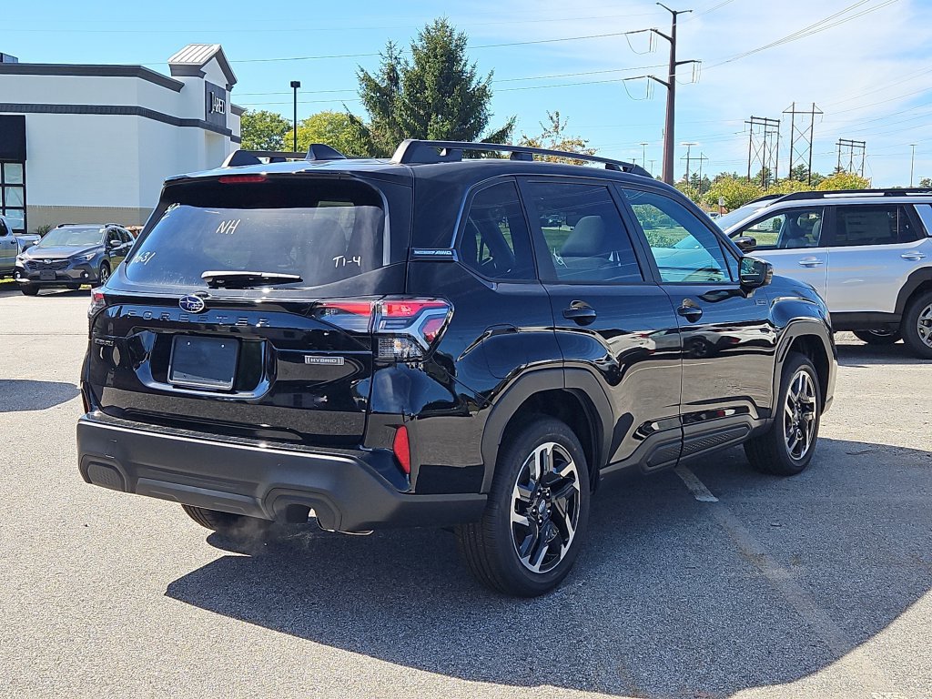 New 2026 Subaru Forester Premium AWD/4WD image 3