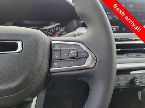 Certified 2025 Jeep Compass Limited image 27