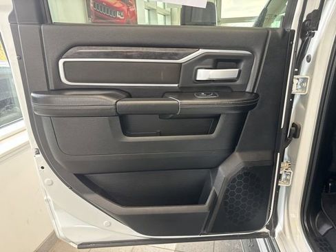Used 2024 RAM 2500 Big Horn image 13