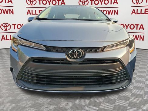 Used 2023 Toyota Corolla LE w/ Carpet Mat Package (TMS) FWD image 2