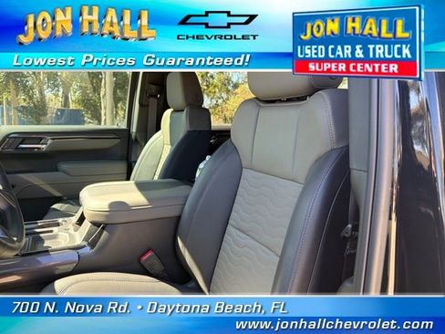 Used 2025 Chevrolet Silverado 1500 ZR2 w/ Technology Package image 23