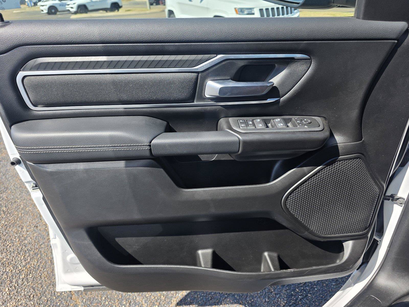 New 2027 RAM 3500 Big Horn AWD/4WD image 22