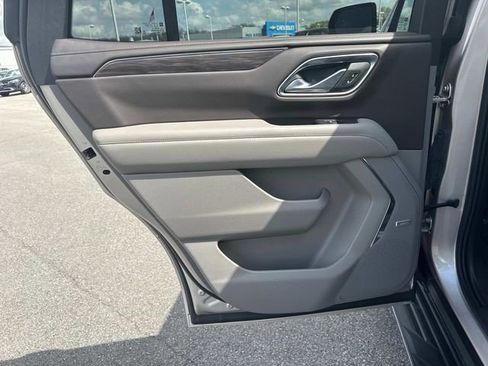Certified 2022 Chevrolet Tahoe LT w/ LT Signature Plus Package AWD/4WD image 17