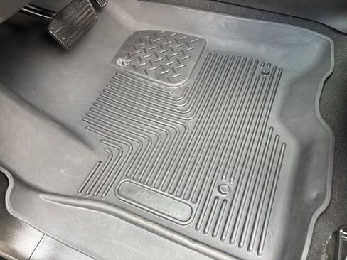 Used 2022 Chevrolet Silverado 1500 RST w/ Z71 Off-Road Package image 13