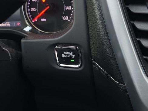 Certified 2023 GMC Acadia SLT w/ Preferred Package image 21