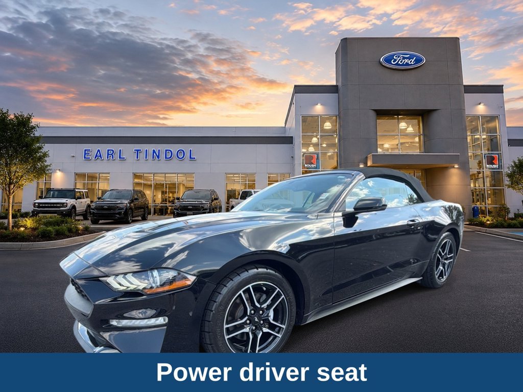 Used 2020 Ford Mustang Premium RWD image 4