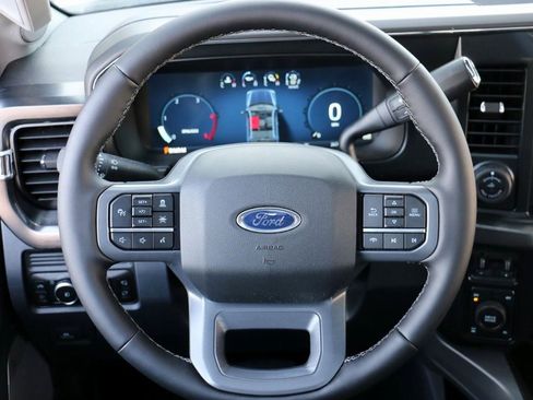 New 2026 Ford F250 Lariat w/ Black Appearance Package image 30