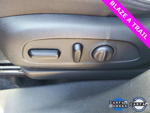 Used 2022 Chevrolet TrailBlazer LT image 17