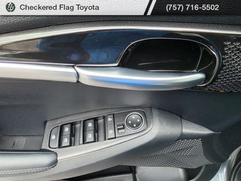 Used 2024 Kia Seltos EX AWD/4WD image 22