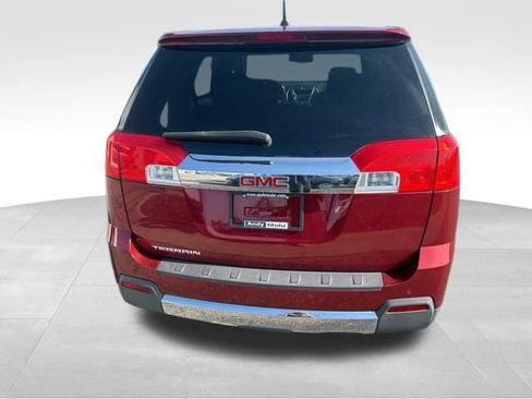 Used 2010 GMC Terrain SLE FWD image 9