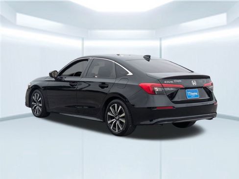 Used 2022 Honda Civic EX image 4