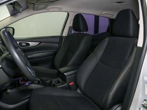 Used 2019 Nissan Rogue Sport S FWD image 12