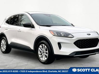 Used 2022 Ford Escape SE w/ Convenience Package