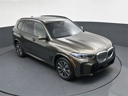 New 2026 BMW X5 xDrive50e w/ M Sport Package image 16