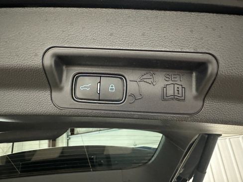 Certified 2023 Ford Explorer XLT w/ Equipment Group 202A image 30