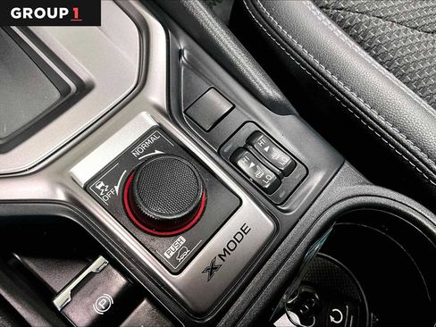 Used 2023 Subaru Forester Premium image 36