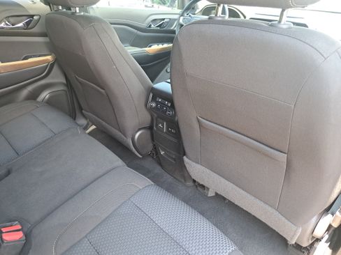 Used 2020 GMC Acadia SLE w/ Driver Convenience Package FWD image 11