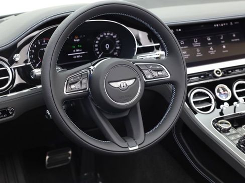 Used 2025 Bentley Continental GTC image 28