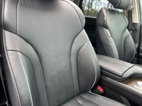 Used 2023 Genesis GV80 2.5T w/ Prestige Package image 41