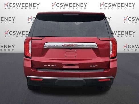 Used 2021 GMC Yukon SLT w/ SLT Luxury Plus Package image 4