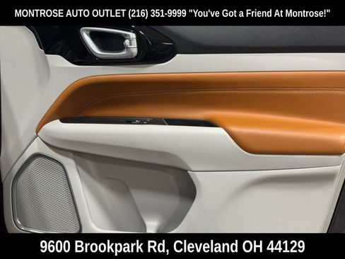 Used 2022 Jeep Compass Limited image 45