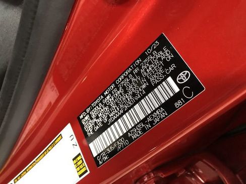 Used 2024 Toyota Crown XLE image 30