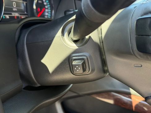 Used 2019 GMC Yukon XL SLT AWD/4WD image 20