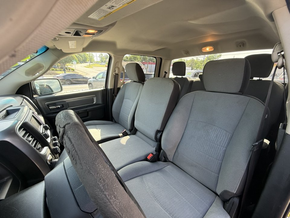 Used 2022 RAM 1500 Classic SLT RWD image 15