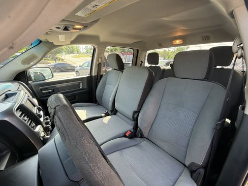 Used 2022 RAM 1500 Classic SLT RWD image 15