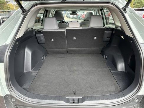 Used 2023 Toyota RAV4 XLE Premium image 19