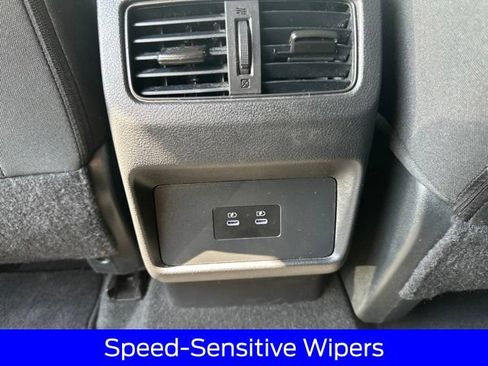 Used 2024 Nissan Rogue SV AWD/4WD image 33