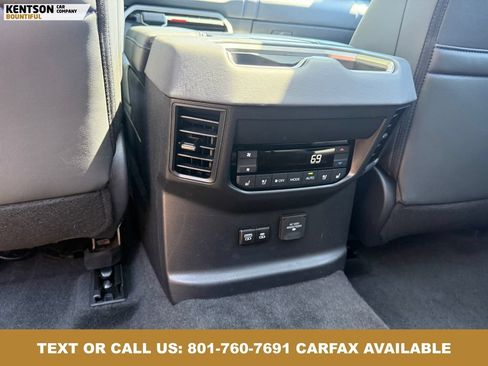 Used 2026 Toyota Sequoia Platinum AWD/4WD image 34