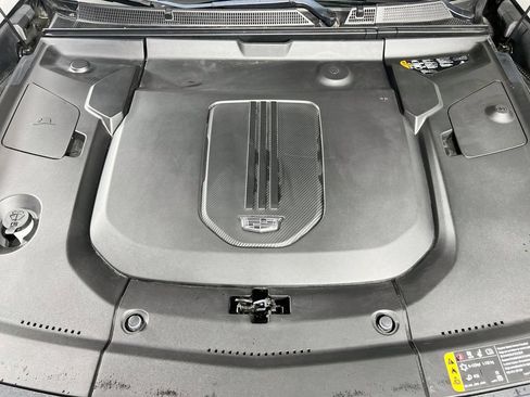 Used 2024 Cadillac Lyriq Sport w/ LPO, Floor Liner Package AWD/4WD image 30