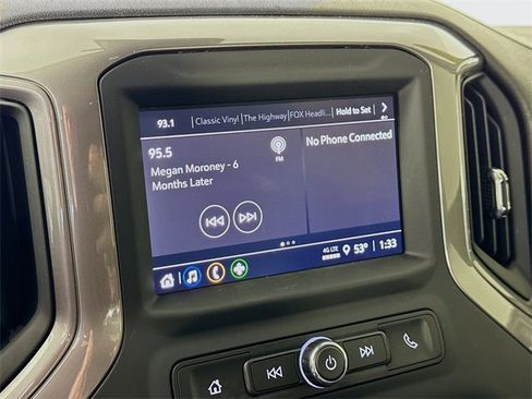 Used 2022 Chevrolet Silverado 1500 Custom image 14