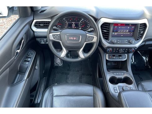 Used 2023 GMC Acadia SLT AWD/4WD image 17