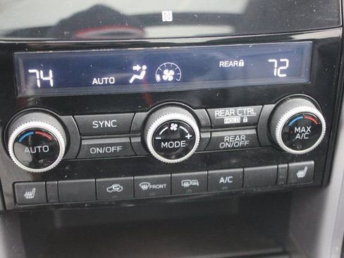 Used 2019 Subaru Ascent Limited image 8