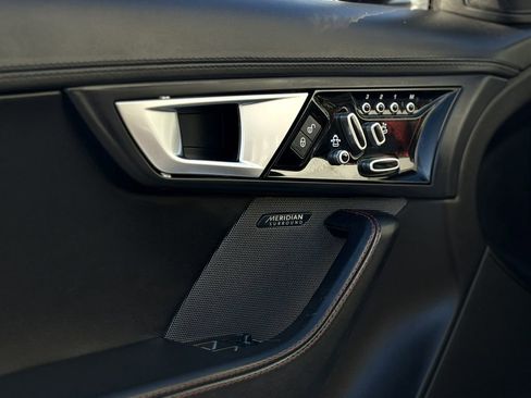 Used 2016 Jaguar F-TYPE S image 25