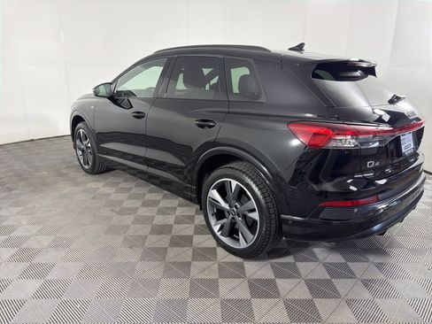 Used 2023 Audi Q4 e-tron Premium Plus w/ Premium Plus image 8