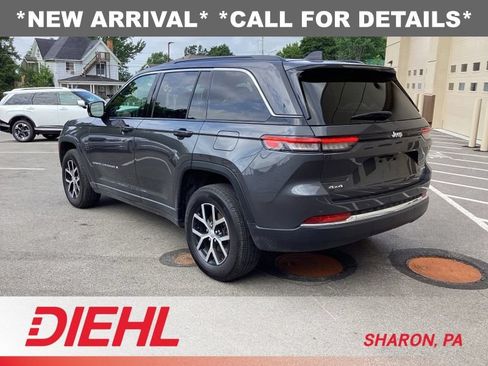 Used 2024 Jeep Grand Cherokee Limited w/ Trailer Tow Package AWD/4WD image 5