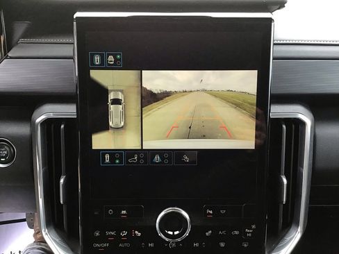 Used 2025 GMC Acadia Elevation image 43