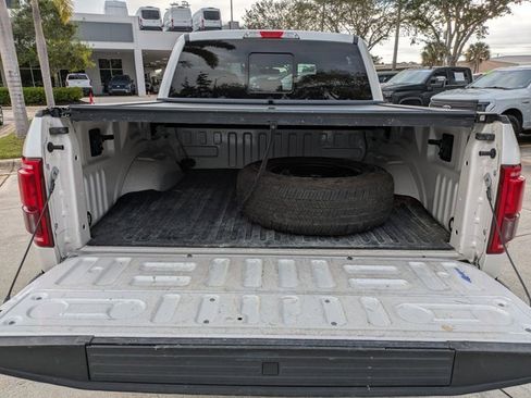 Used 2017 Ford F150 Lariat image 13