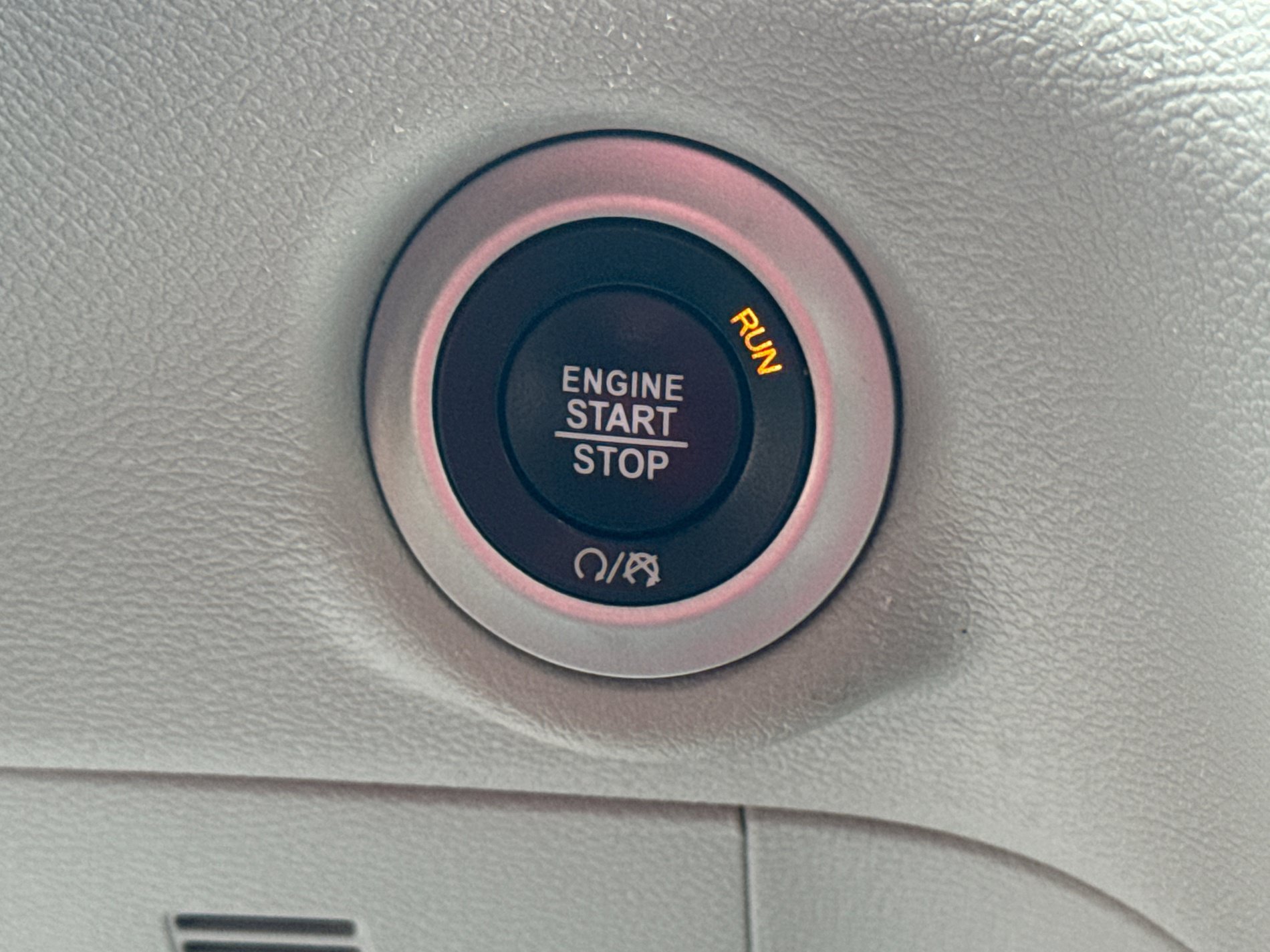 Used 2022 Chrysler Pacifica Touring-L FWD image 26