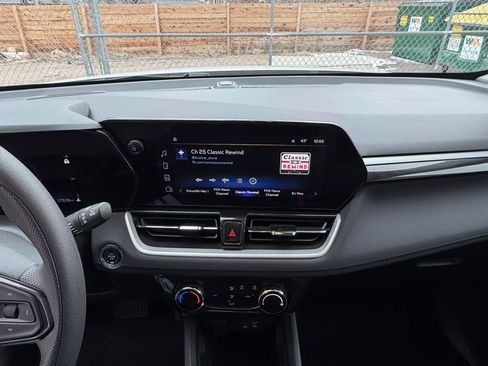 Used 2025 Chevrolet TrailBlazer LT image 20