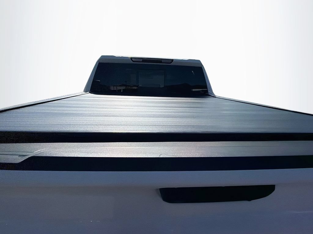 Used 2025 Chevrolet Silverado 1500 LTZ AWD/4WD image 29