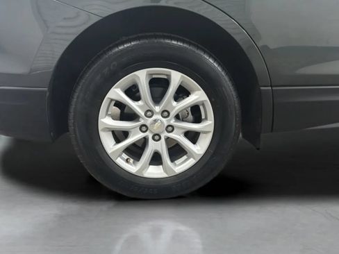 Used 2019 Chevrolet Equinox LS FWD image 26