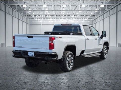 Used 2024 Chevrolet Silverado 2500 Custom w/ Custom Convenience Package AWD/4WD image 44